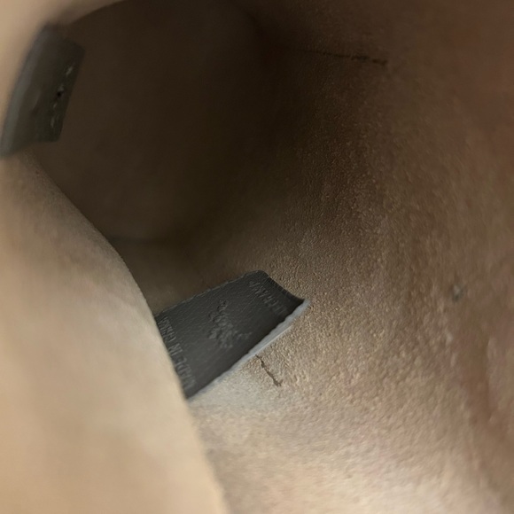 Longchamp Leather Shoulder Phone Bag - Picture 4 of 6